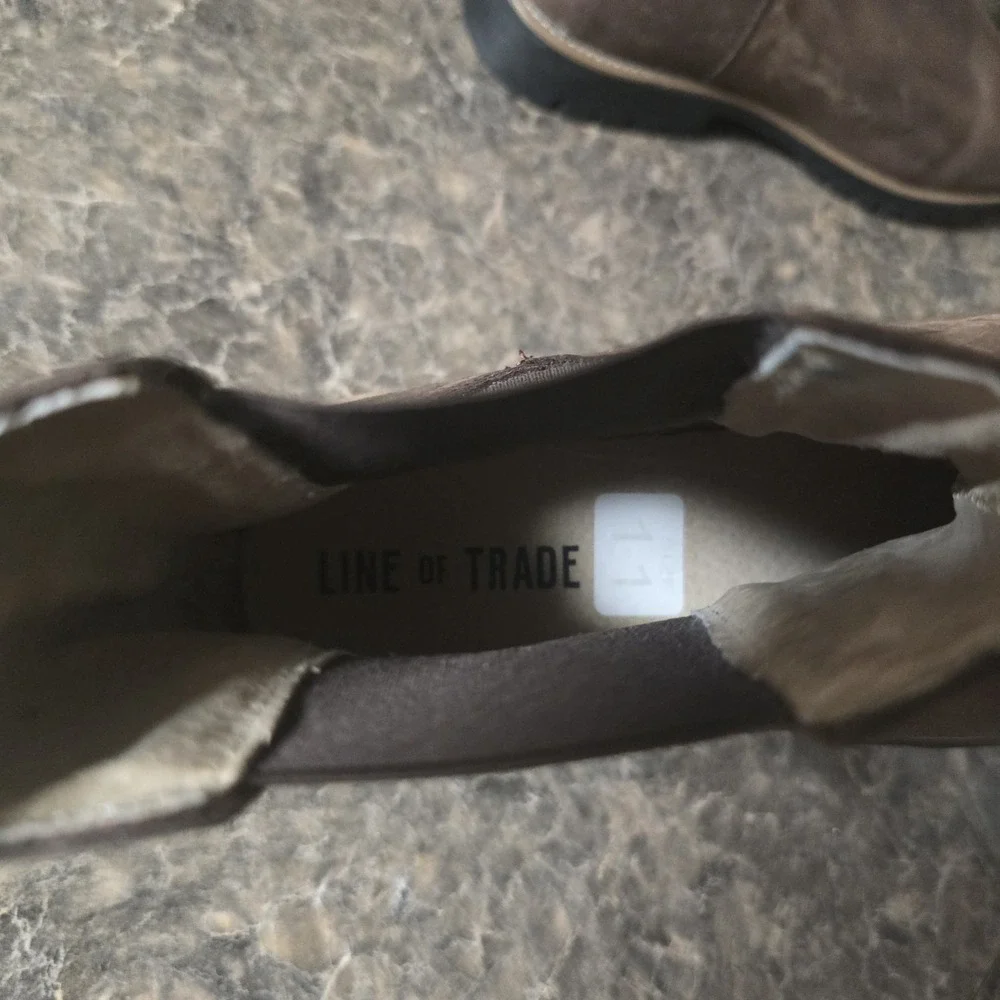 Line of Trade Men's Leather The Foundation Chelsea Size 11 US - Dark Brown